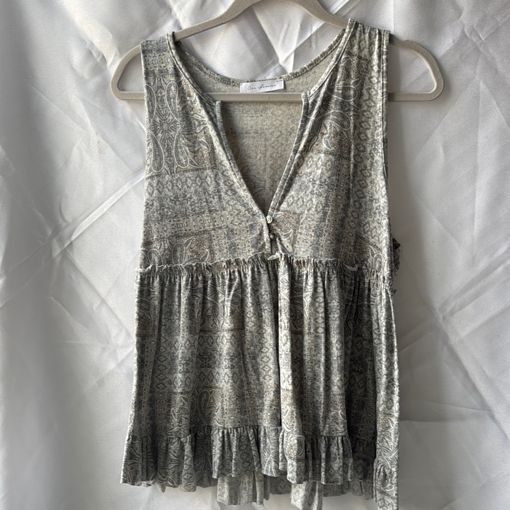 Ces Femme Women's Gray Sleeveless Top